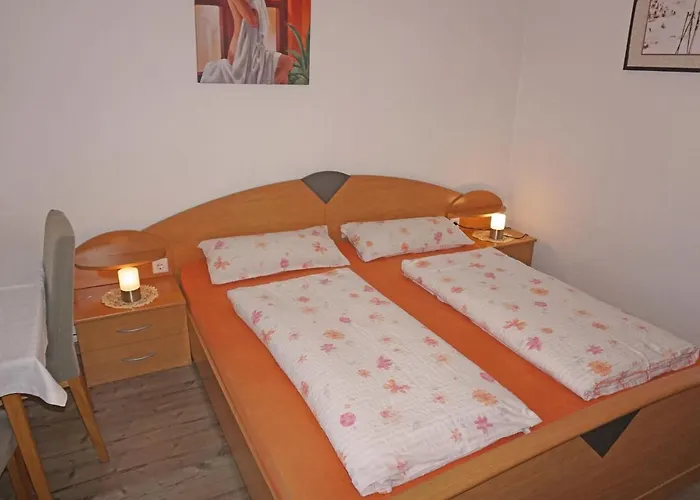 Haslwanter By Interhome * Pians